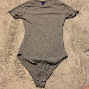 grey never been worn bodysuit❕❕